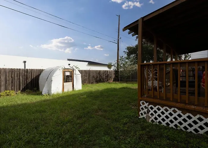 Holiday home Family Retreat Near Kalahari Sleeps 10 Modern